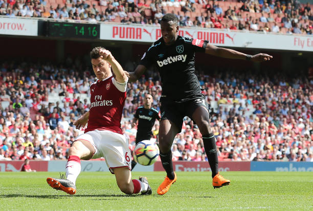 亚历山大 亚历山大