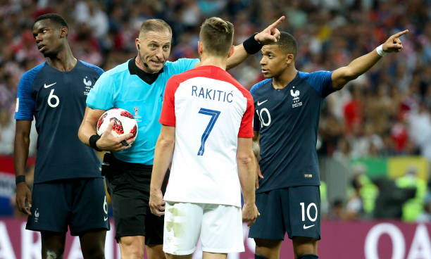 仅是两支球 仅是两支球