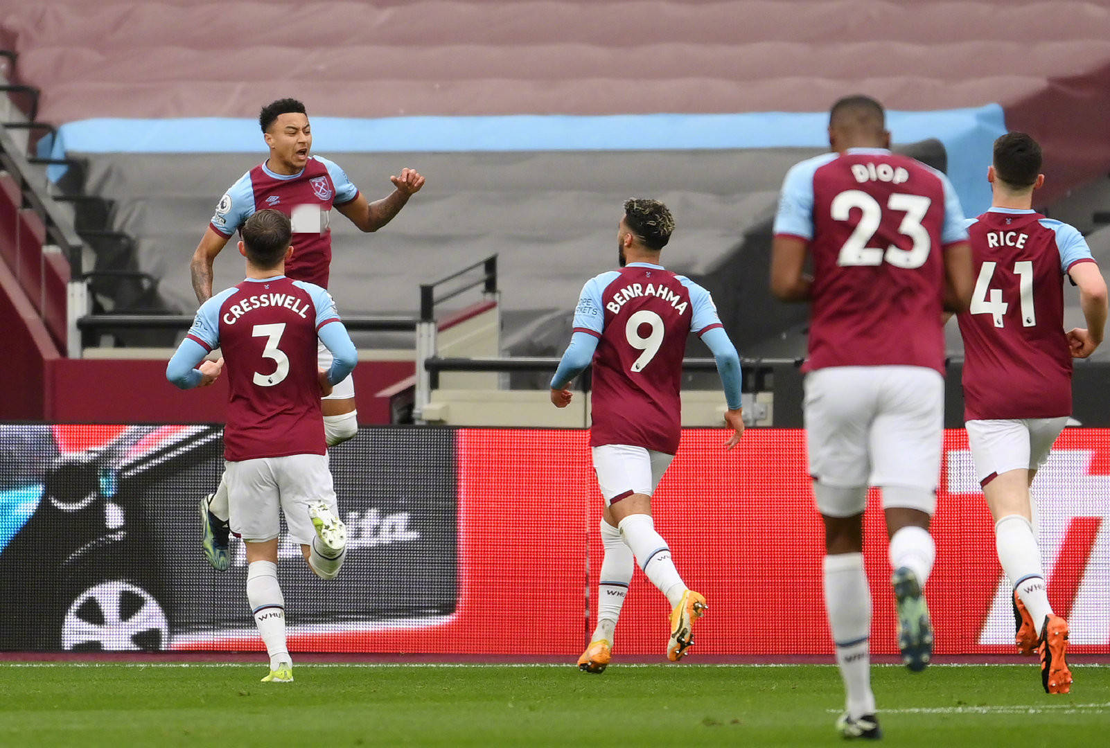 种族歧视的 种族歧视的