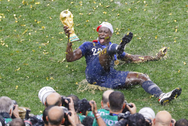 为曼城后防 为曼城后防